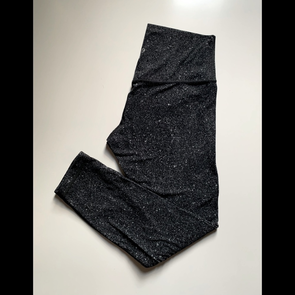 Lululemon Align Pant II (25")
Luminesce Splatter Ice Grey Black